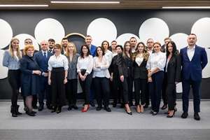 Fondatorii International Alexander Holding au preluat 25% din acţiunile Moov Leasing