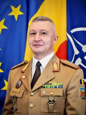 Agenţii de presă: "Vlad Gheorghiţă - numit şef al Statului Major al Apărării"
