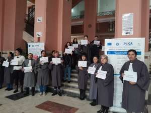 Protest pe termen nelimitat, anunţat de grefierii din Buzău