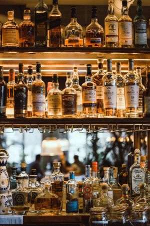 CNBC: UE şi SUA au ajuns la un acord cu privire la tarifele pentru exporturile de whisky în Europa
