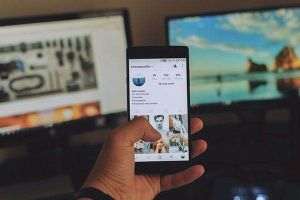 Reuters: Twitter a încălcat contractele şi nu a plătit bonusurile de milioane de dolari promise angajaţilor 