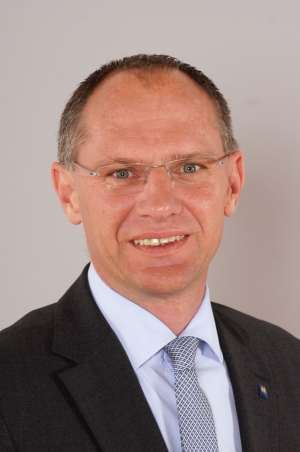 BTA: "Ministrul austriac de interne, în favoarea menţinerii dreptului de veto asupra intrării depline a României şi Bulgariei în Schengen"