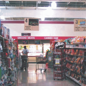 GfK: Romanians want to be treated better by retailers