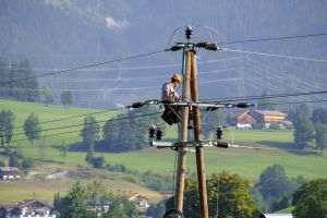 TradeVille: Electrica evidenţiază o tendinţă de scădere a consumului de energie în 2023