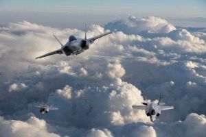 CNN: Ucraina afirmă că a doborât al doilea avion rusesc de spionaj în aproximativ o lună
