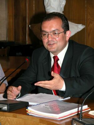 Descentralizarea, pe ordinea de zi a şedinţei de Guvern de duminică 