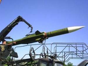 SUA au lovit cu rachete zone controlate de rebelii houthi din Yemen