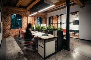 COS - venituri de peste jumătate de milion de euro din închirierea spaţiilor de coworking