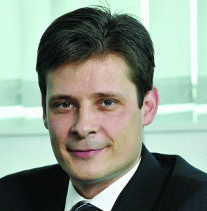 Octavian Iacob, Director Executiv "Farmexpert" DCI: "Trimestrele trei şi patru ale acestui an vor avea un ritm de creştere mai lent datorită actualului context economic".