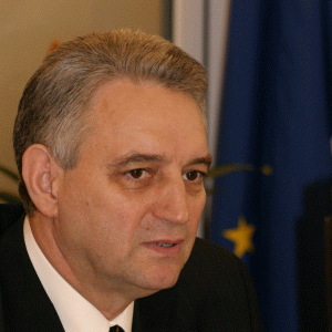Ilie Sârbu: Cu 2.000 de hectare de sere, am putea acoperi necesarul intern de legume