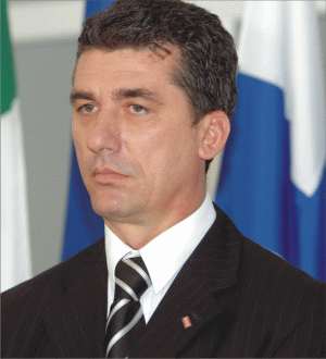 Recesiunea ar putea dura până în 2015