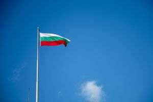 Peste jumătate dintre bulgari susţin o apărare europeană comună