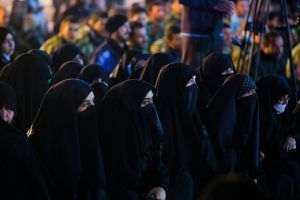 Damascul interzice portul vălului islamic integral 'din motive de securitate' şi pentru a evita 'camuflajul'
