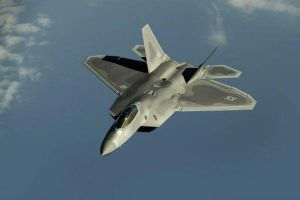 Taiwanul anunţă că 76 de avioane de război chineze şi 15 nave de război au fost detectate în jurul insulei