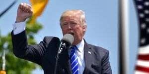 Trump susţine că economia SUA este puternică