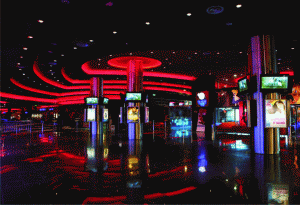 IMAX este o experienţă tri-dimensională, foarte bine primită în cele mai mari oraşe ale lumii.