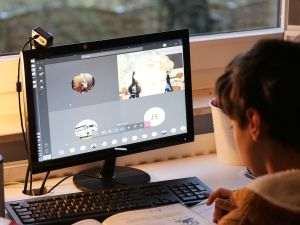 Euro200: financial support continues for young people who want to buy a computer