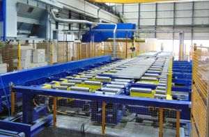 ALRO pune în funcţiune un nou fierăstrău pentru tăierea plăcilor de precizie din aluminiu