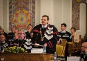 Preşedintele Academiei, apel pentru salvarea educaţiei istorice în şcolile autohtone
