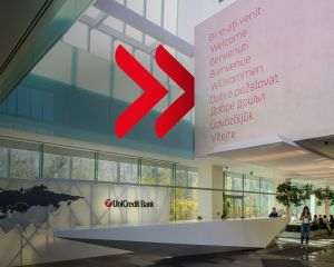 Clienţii UniCredit Bank şi Alpha Bank România au acces la o reţea extinsă de bancomate