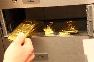 Gold hits new all-time high