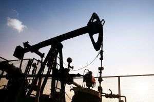 Preţurile petrolului au urcat marţi cu aproape 2%