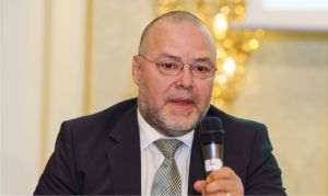 conferinta-romania-strategia-dezvoltarii-florin-danescu-arb-problema-principala-a-romaniei-nu-avem-experienta-colaborarii-84505554