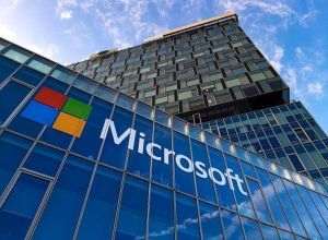 Acţiunile Microsoft urcă joi cu 9% după rezultate financiare peste aşteptări 