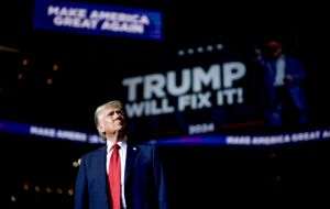 Trump nu ar fi ştiut de ordinul lui Hegseth privind suspendarea livrărilor de arme către Ucraina
