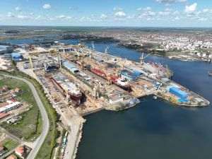 Măsuri de stabilizare financiară şi operaţională în cadrul Şantierului Naval Damen din Mangalia