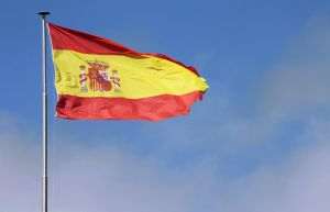 Peste 160.000 de spanioli, blocaţi în locuinţe din cauza unui nor toxic de clor