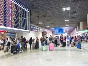 Vola.ro integrează zborurile LOT Polish Airlines printr-un parteneriat regional