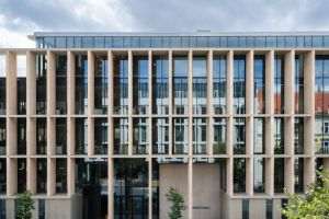 Banca Transilvania începe anul cu rezultate solide şi extindere a bazei de clienţi