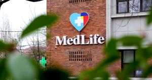 MedLife raportează o creştere de 20% a cifrei de afaceri pentru T1 2025