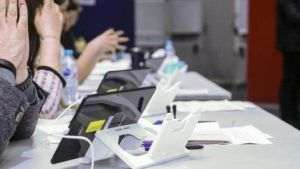STS anunţă finalizarea implementării cerinţelor pentru utilizarea sistemelor IT securizate la alegerile din 18 mai