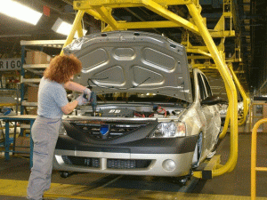 Noul motor reprezintă al patrulea propulsor pe benzină al gamei.