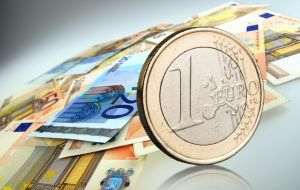 Akcenta: Alegerile din România susţin stabilitatea şi încrederea investitorilor