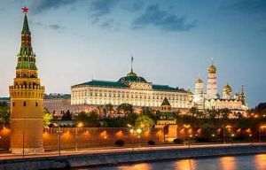 Kremlinul: Rusia prioritizează interesele naţionale, în ciuda criticilor lui Trump