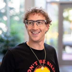 AFP: Mark Zuckerberg susţine că Meta AI are un miliard de utilizatori