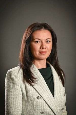 Sondaj Cargus: 67% dintre români aleg magazinele online din care fac cumpărături în funcţie de preţ