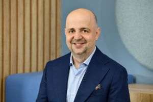 Allianz-Ţiriac prelungeşte mandatul Directorului General, Virgil Şoncutean