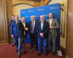 Vizită a delegaţiei CCIB în Polonia pentru consolidarea cooperării în industria de apărare