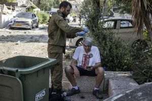 Iran: Medicii şi asistentele chemaţi urgent înapoi la muncă