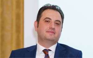 conferinta-digitalizare-si-siguranta-cibernetica388221-cosmin-malureanu-ascendia-388221factorul-uman-este-cel-in-care-trebuie-sa-investim388221-49840652