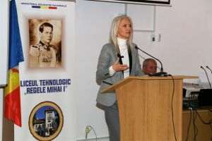 Alina Gorghiu: "Ilie Bolojan, terenul îţi aparţine”