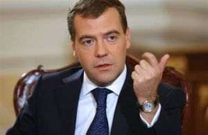 Dmitri Medvedev: Rusia nu va furniza arme nucleare Iranului după disputa cu Trump