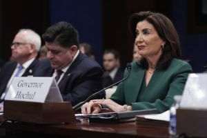 New York anunţă planuri pentru o nouă centrală nucleară avansată