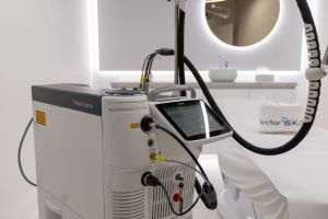 Doctor SKiN investeşte 350.000 de euro în modernizarea şi relocarea primei sale clinici 