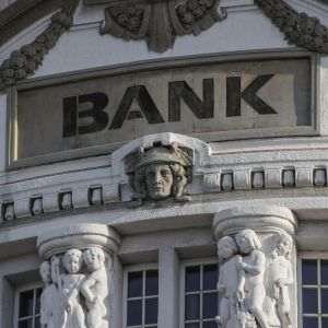 S&P Global Ratings: Profiturile băncilor europene ar fi serios afectate de un eventual război comercial
