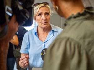 Partidul lui Marine Le Pen a refuzat sprijinul administraţiei Trump